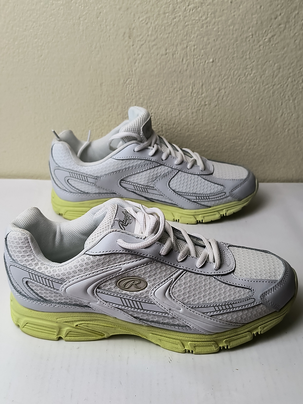 Rawlings Espy Size 7 Wide White Low-Top Sneaker - Running Cross Training